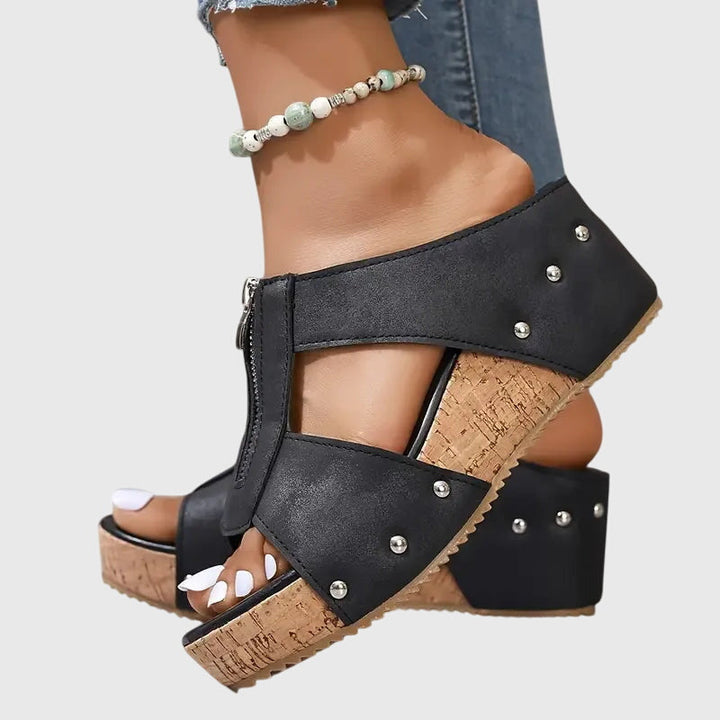 Jazlyn™ | Orthopaedic Sandals
