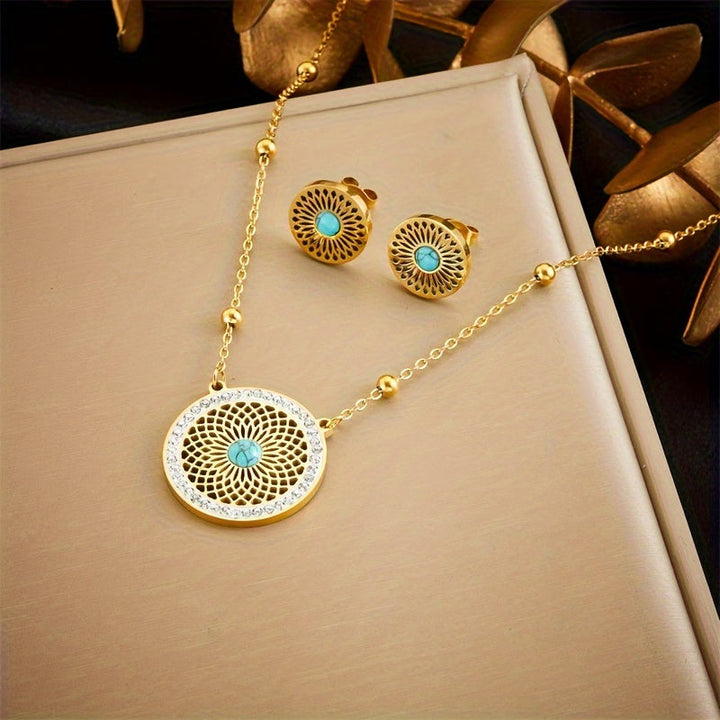 Elegant Turquoise Medallion Jewellery Set