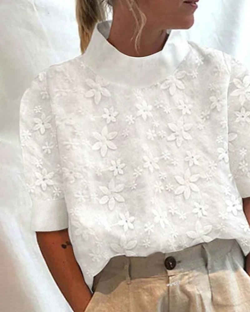 DEALCROIX | With Embroidered High Collar Carla