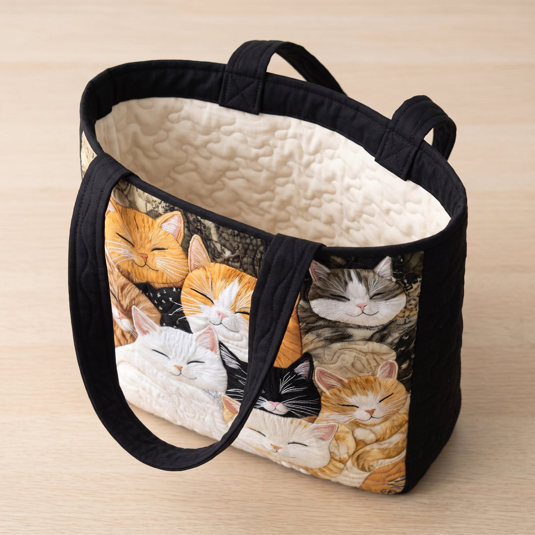 Artisanal Quilted Bag - Sleeping Kittens