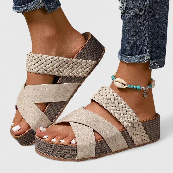 Danyzelle™ | Orthopaedic Sandals