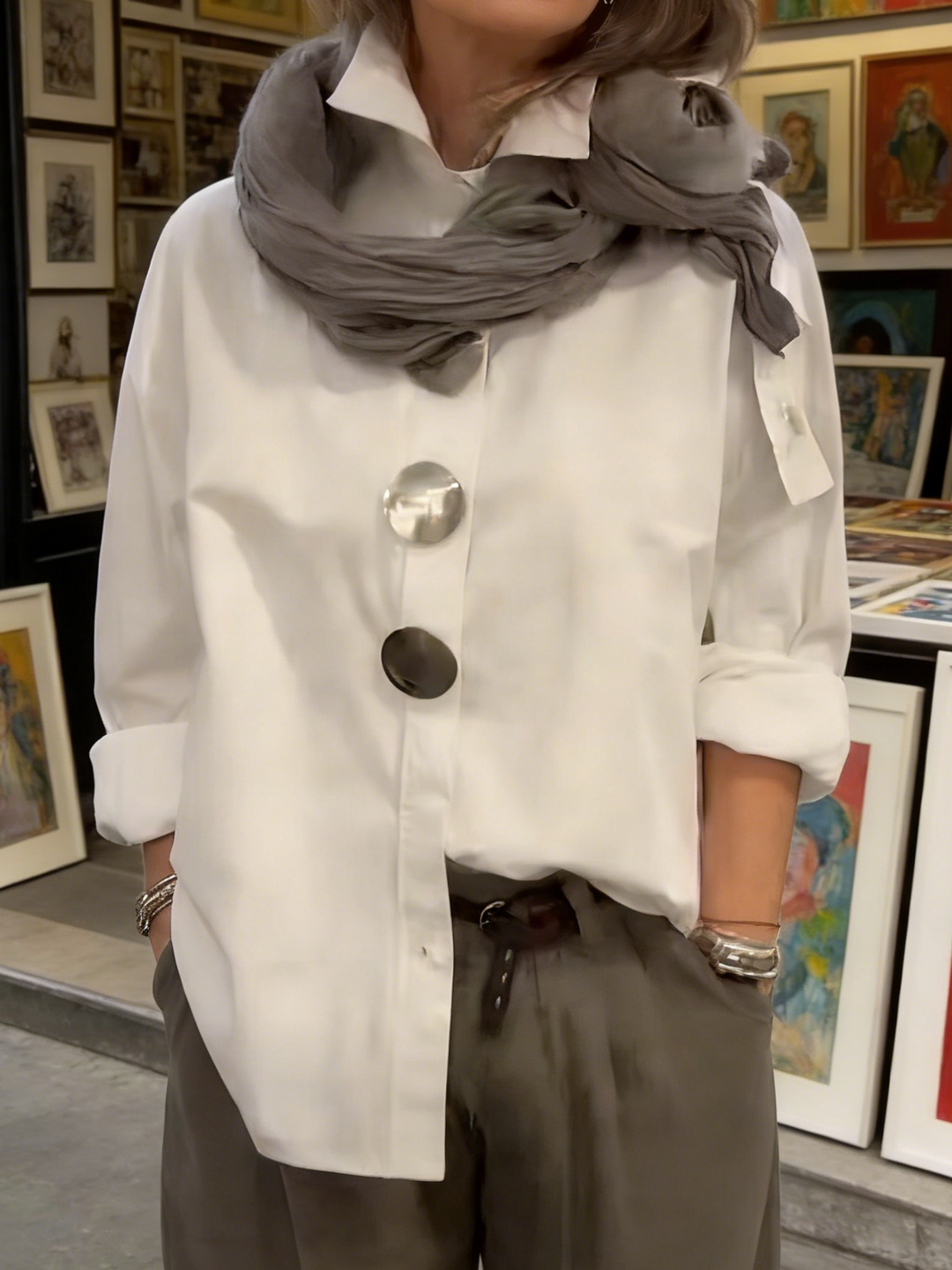 DELACROIX | Elegant Blouse with Large Buttons Sophie