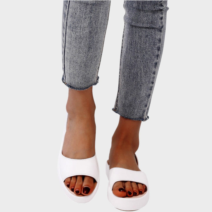 Caryzzaa™ | Orthopaedic Sandals