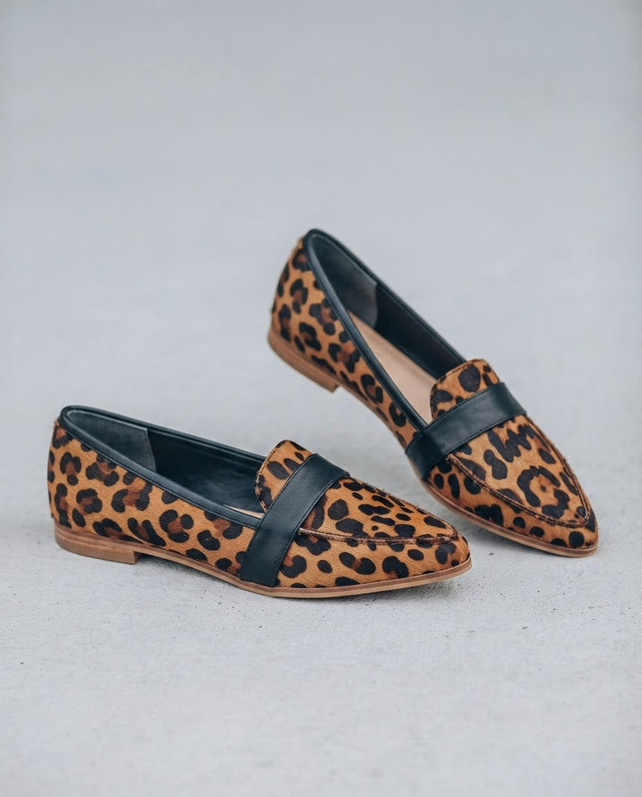 Pointed Moccasin with Strap over the Foot